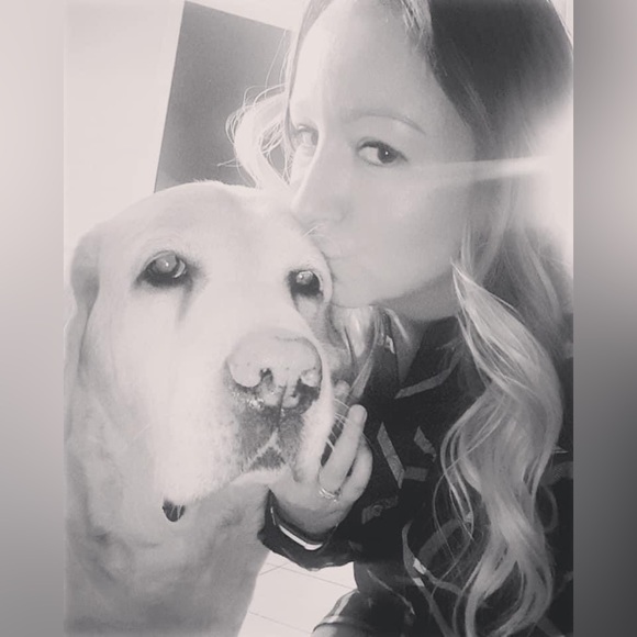 Meet your Posher, Monika Leo ;) - Picture 3 of 3